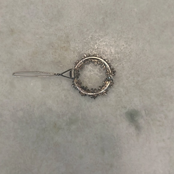 Hair Barette - Picture 2 of 3